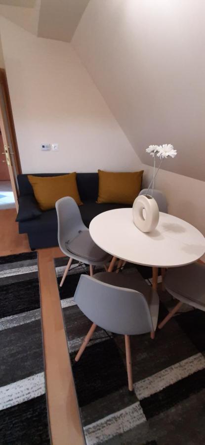 Napko Apartman Sopron Esterno foto